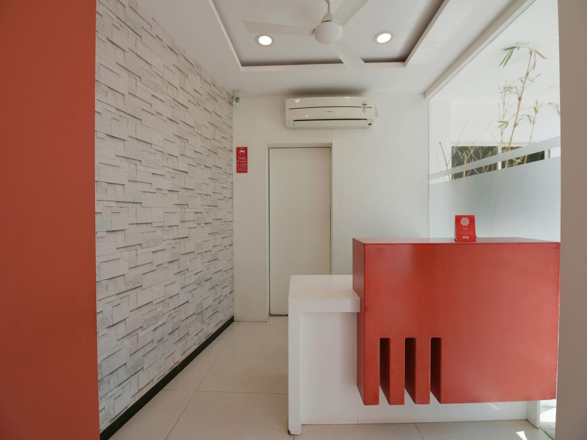 Oyo 963 Hotel Rumaya Ujjain Εξωτερικό φωτογραφία