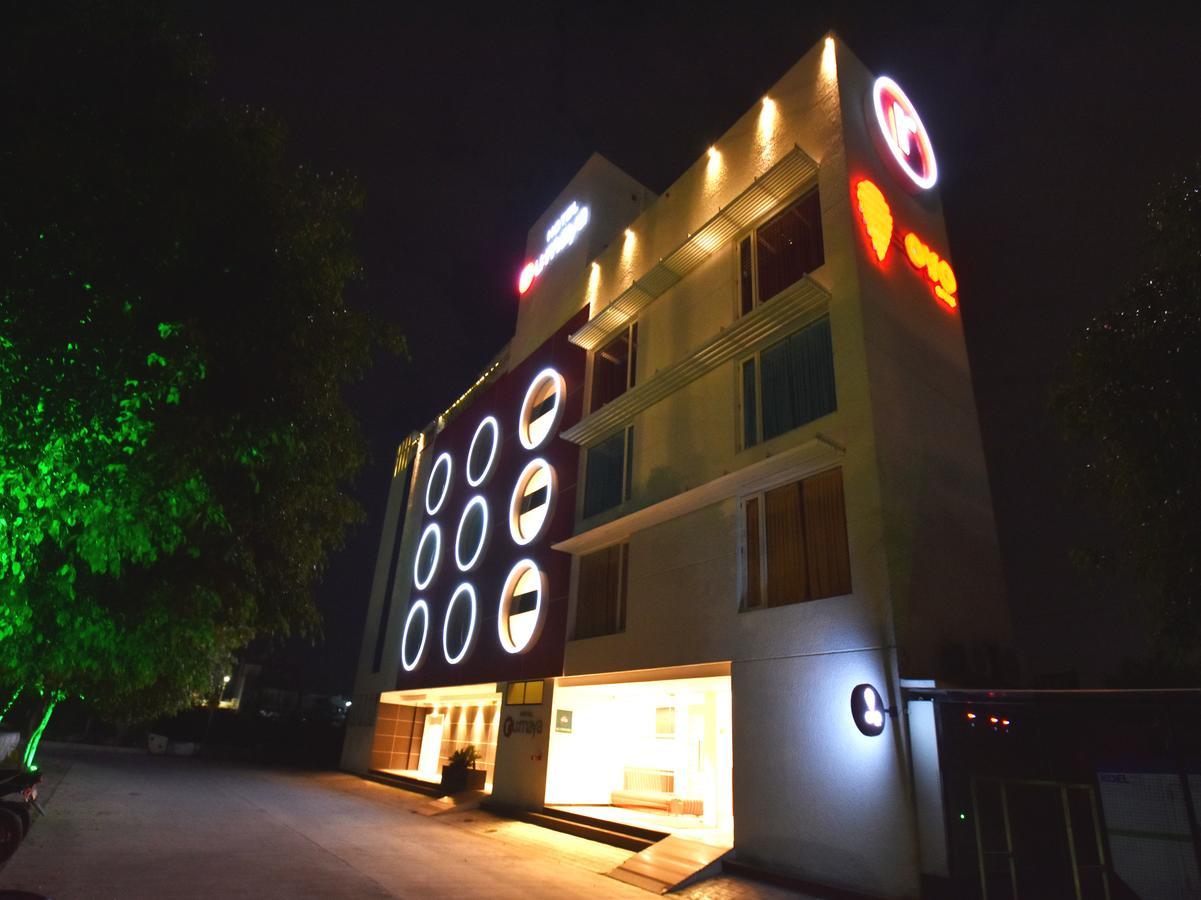 Oyo 963 Hotel Rumaya Ujjain Εξωτερικό φωτογραφία